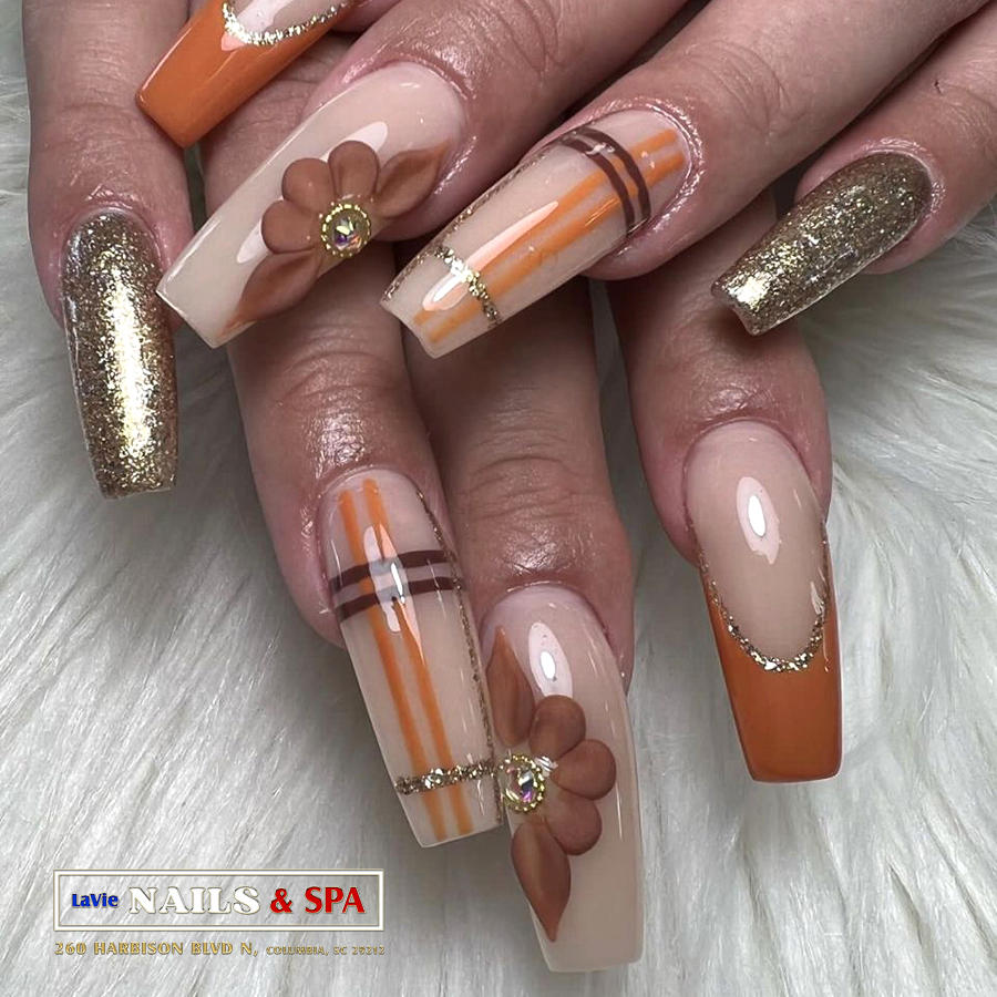 nail design by LaVie Nails and Spa 